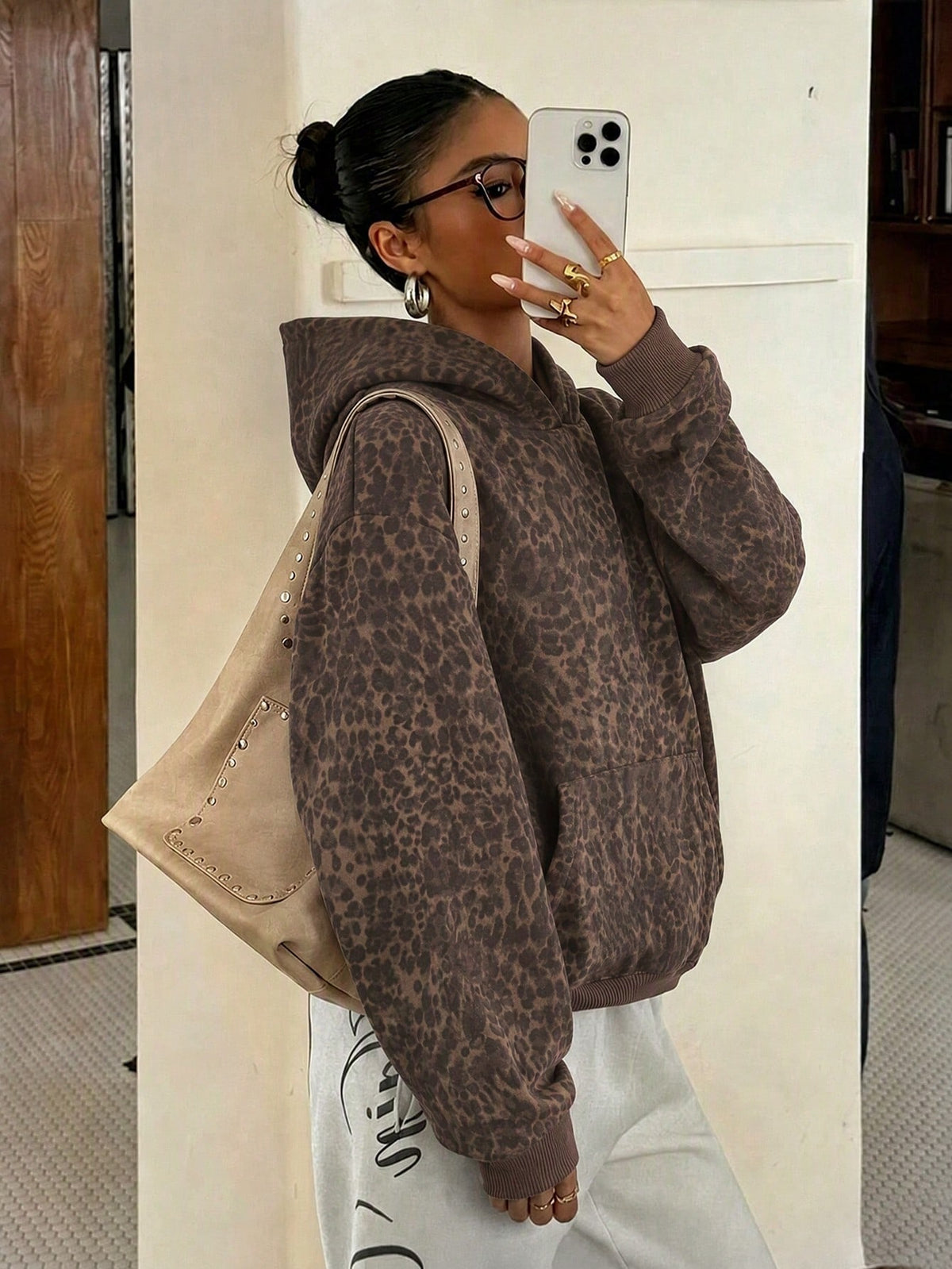 Women's Leopard Print Hooded Sweatshirt🐆